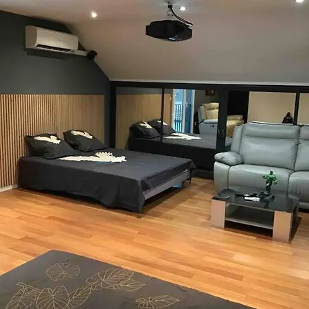 Piscine Et Jacuzzi Villa